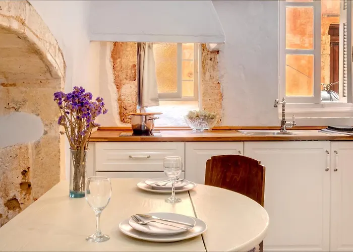 Eva 4* Hriszí Aktí Haniá