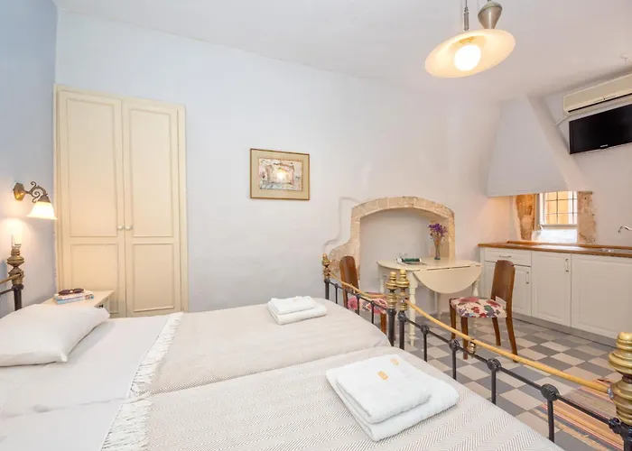 Eva Hriszí Aktí Haniá