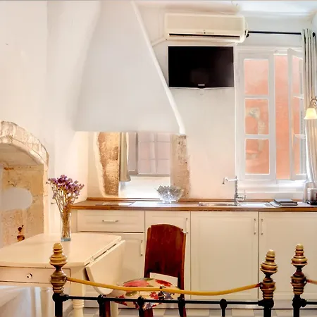 Guest house Eva 2*