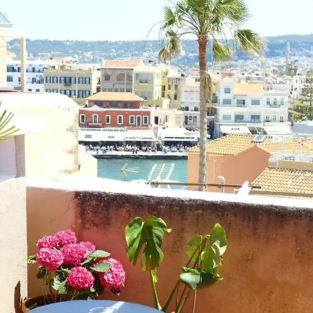 Гостьовий будинок Eva Chania (Crete)