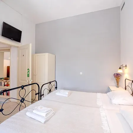 Гостьовий будинок Eva Chania (Crete)